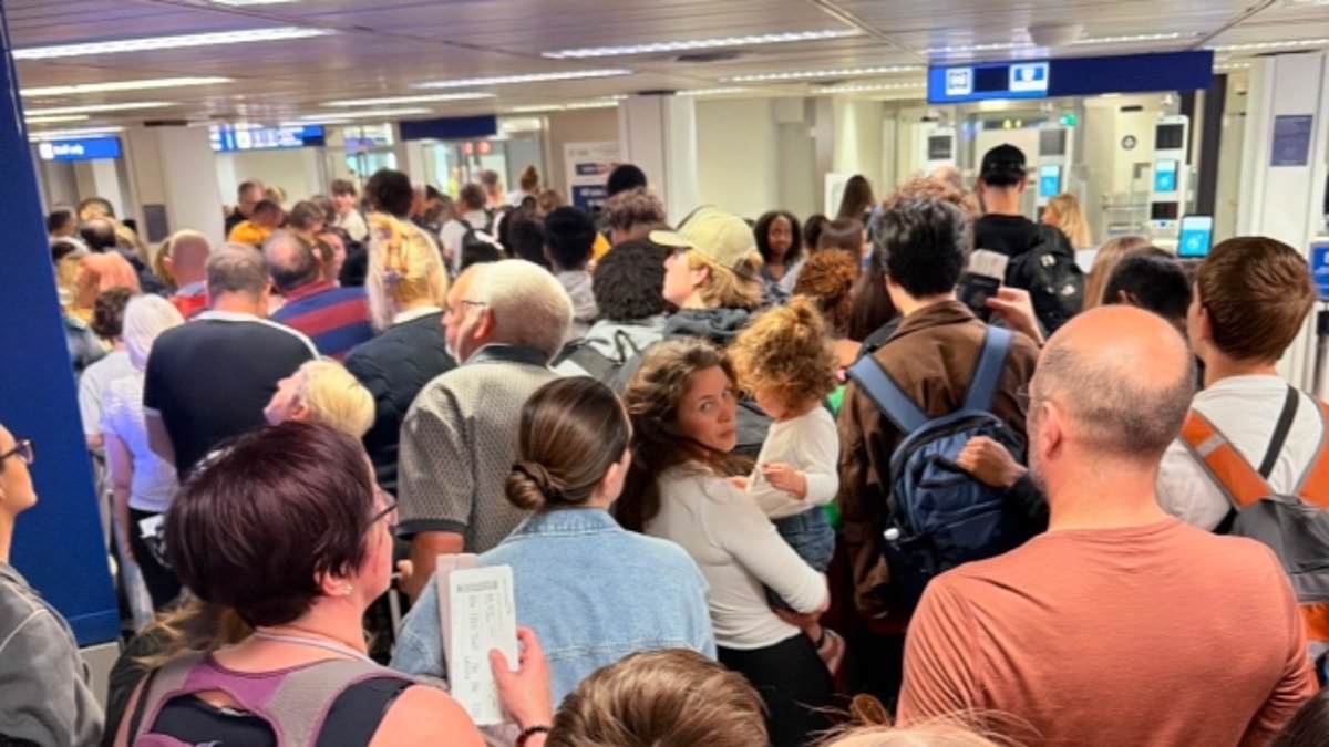 UK Urges EU Flexibility on Post-Brexit Border Rules Amid Summer Chaos Fears